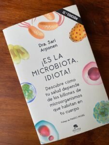 Libro Dra Sari Arponen, microbiota humana